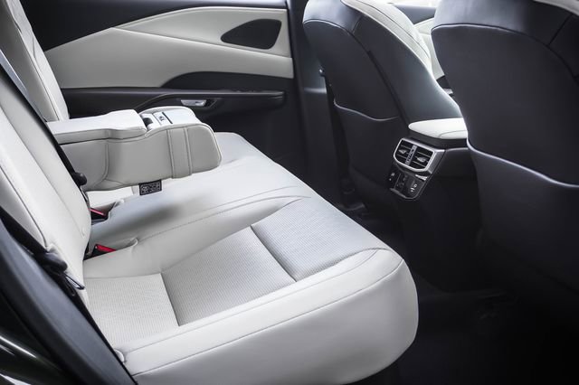 Certified 2026 Lexus RX 350 AWD image 23