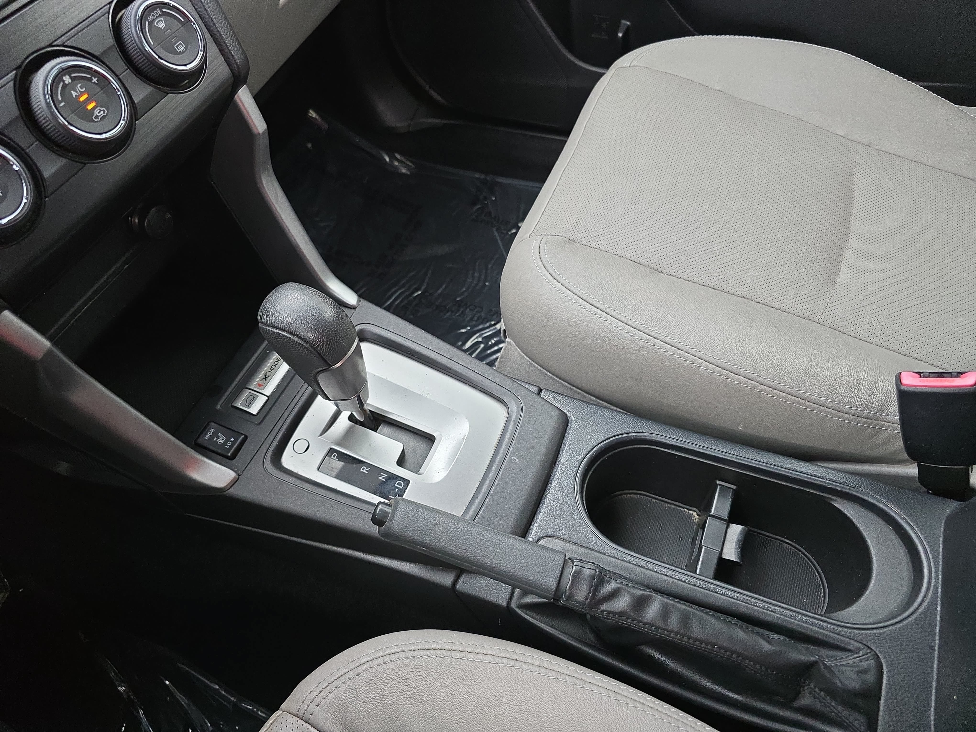 Used 2014 Subaru Forester 2.5i Limited AWD/4WD image 24
