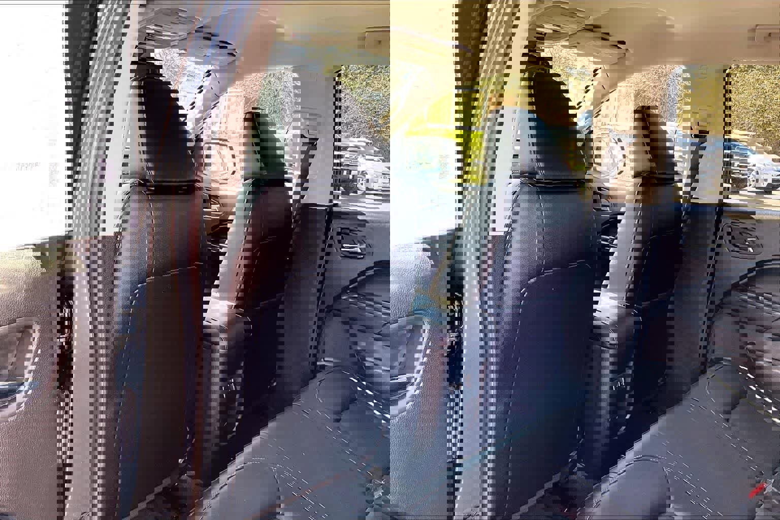 Used 2017 GMC Canyon SLT w/ Driver Alert Package image 12