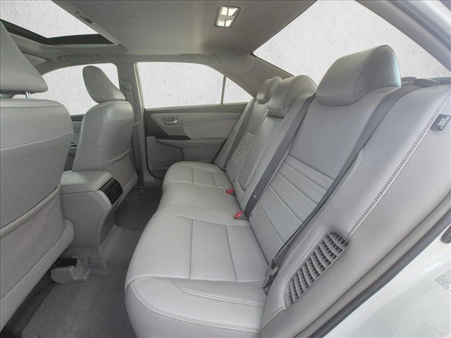 Used 2015 Toyota Camry XLE w/ Moonroof Package FWD image 22