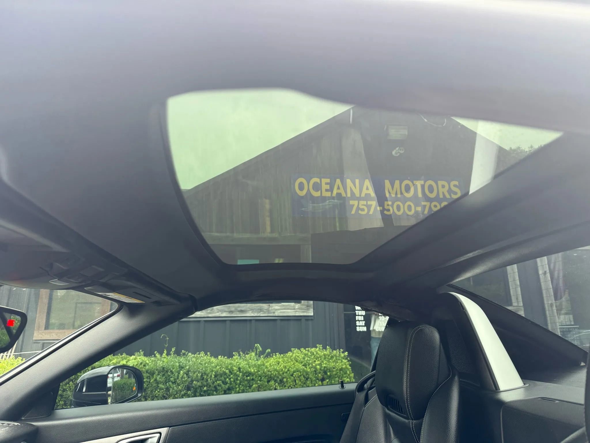 Used 2018 Mercedes-Benz SLC 300 image 25