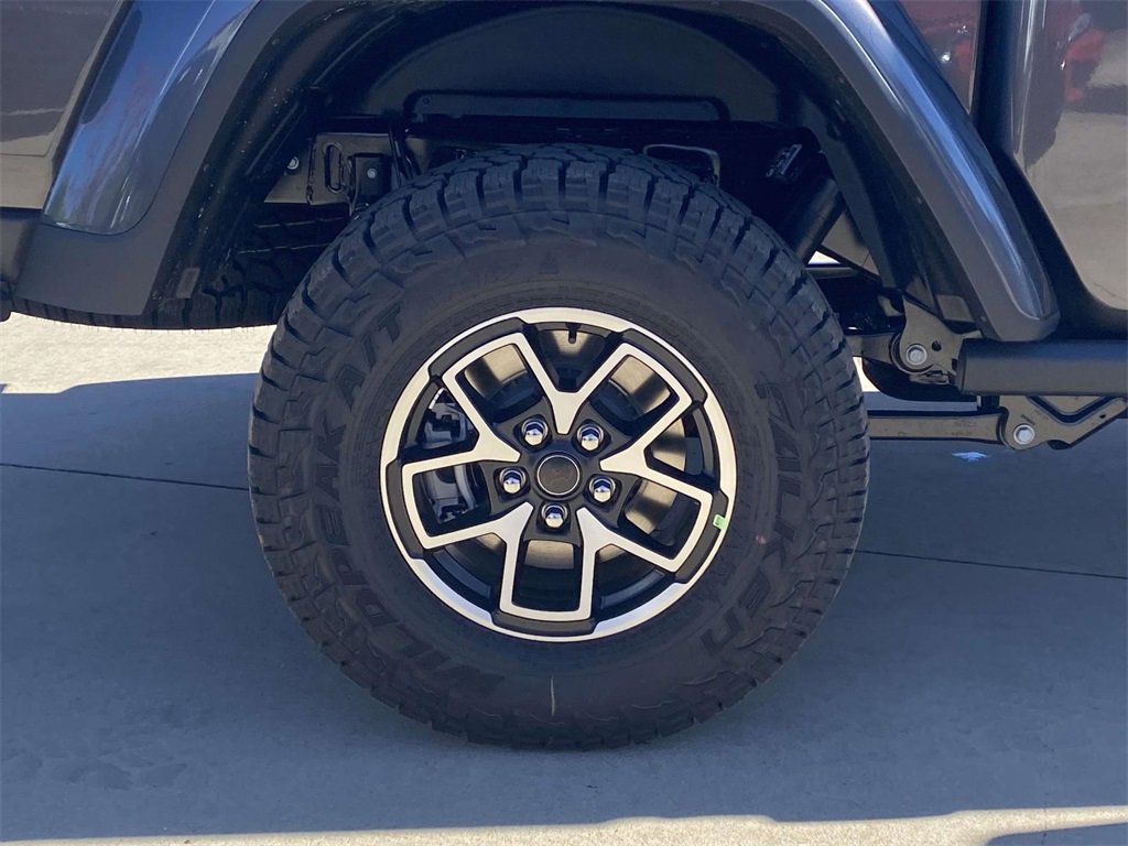 New 2025 Jeep Gladiator Rubicon image 7
