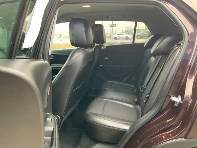 Used 2022 Chevrolet Trax LT w/ LT Convenience Package image 19