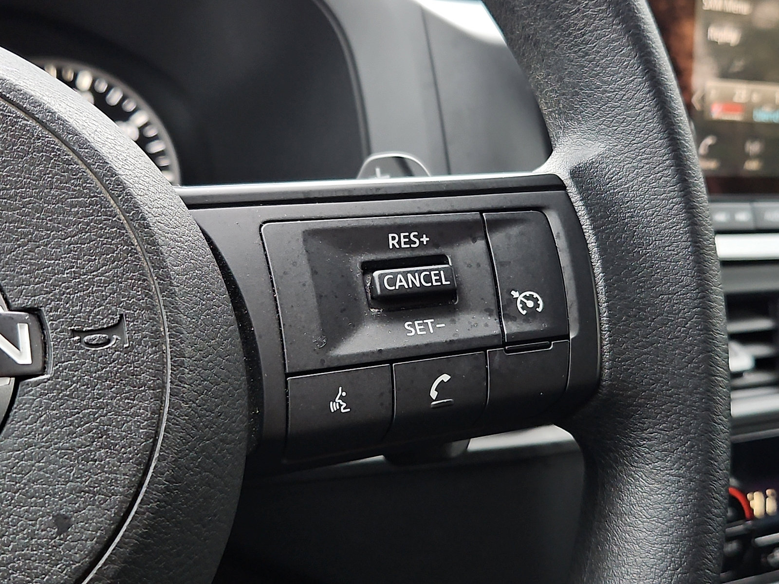 Certified 2023 Nissan Pathfinder S image 18