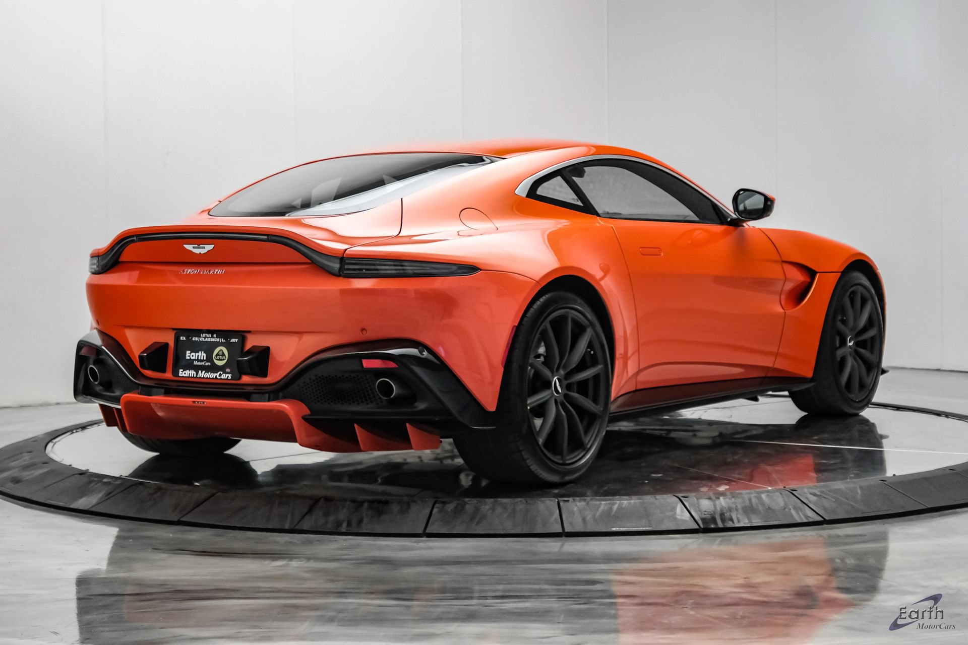 Used 2020 Aston Martin V8 Vantage Coupe RWD image 20