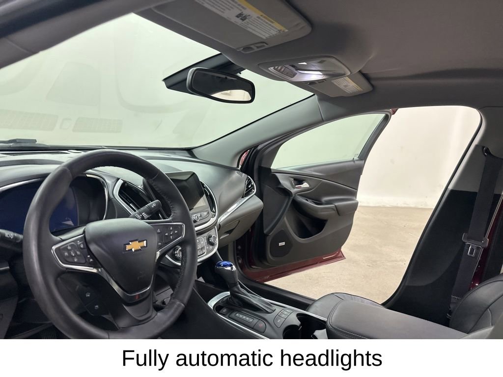 Used 2017 Chevrolet Volt Premier w/ Driver Confidence II Package FWD image 31