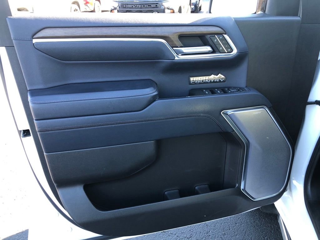 Used 2023 Chevrolet Silverado 1500 High Country image 16