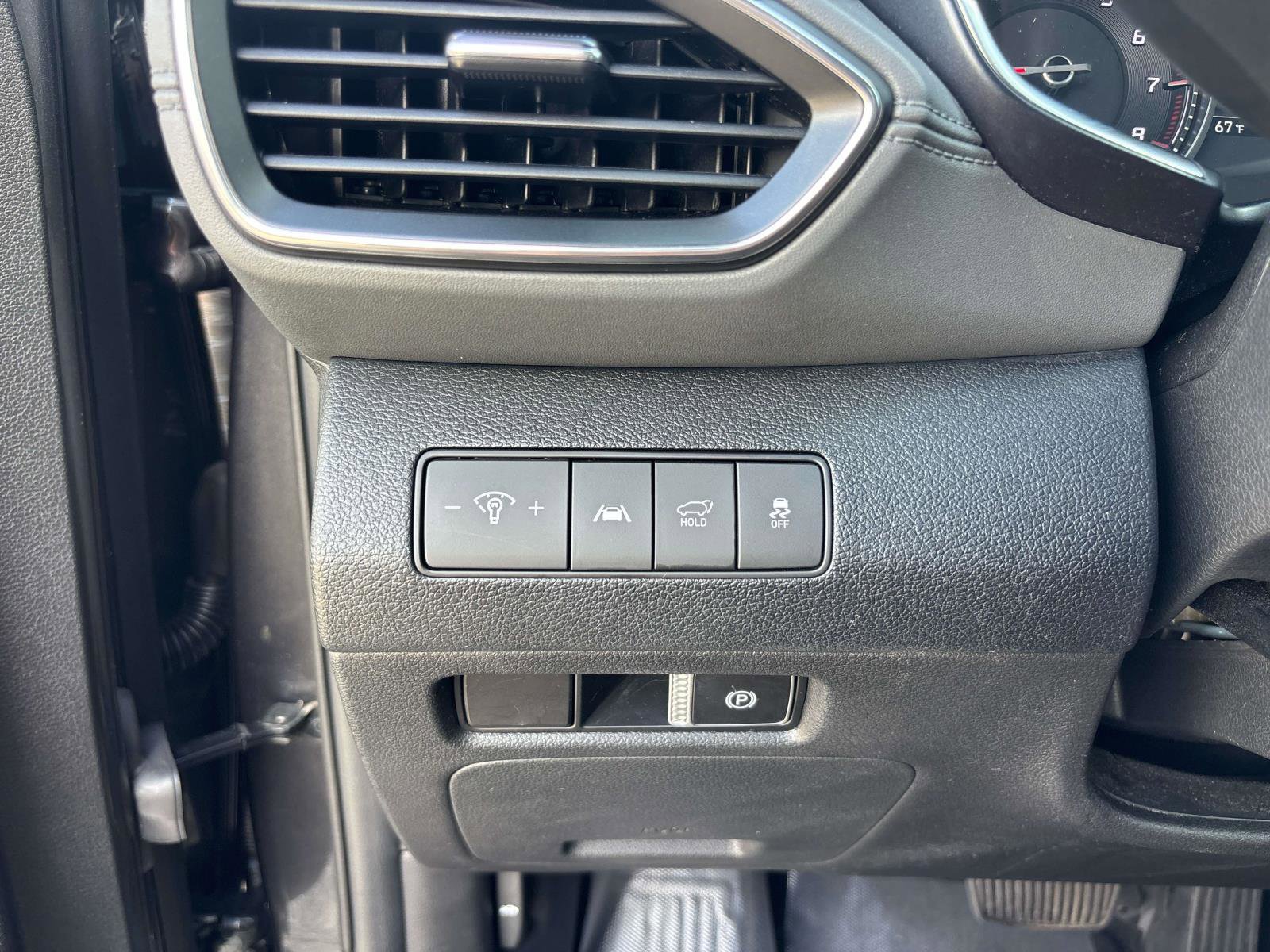 Used 2023 Hyundai Santa Fe SEL w/ Cargo Package image 19