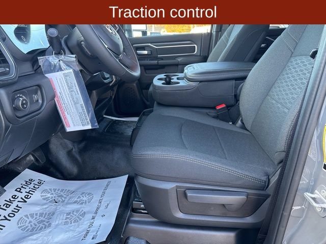 New 2026 RAM 4500 4x4 Crew Cab DRW image 17