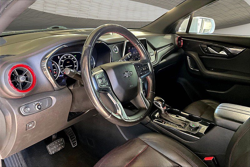 Used 2019 Chevrolet Blazer RS w/ Sun and Wheels Package FWD image 10