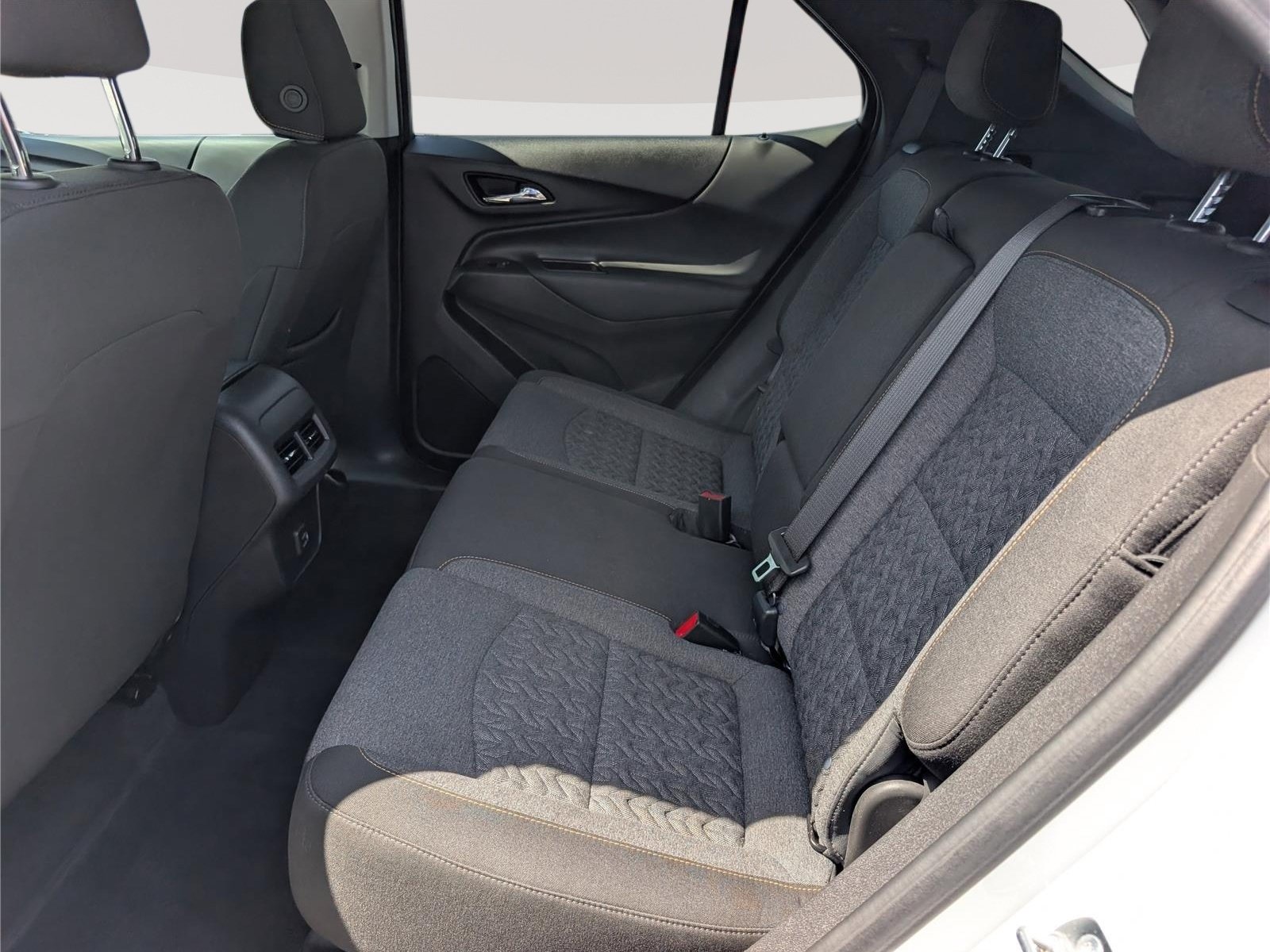 Used 2024 Chevrolet Equinox LT AWD/4WD image 15