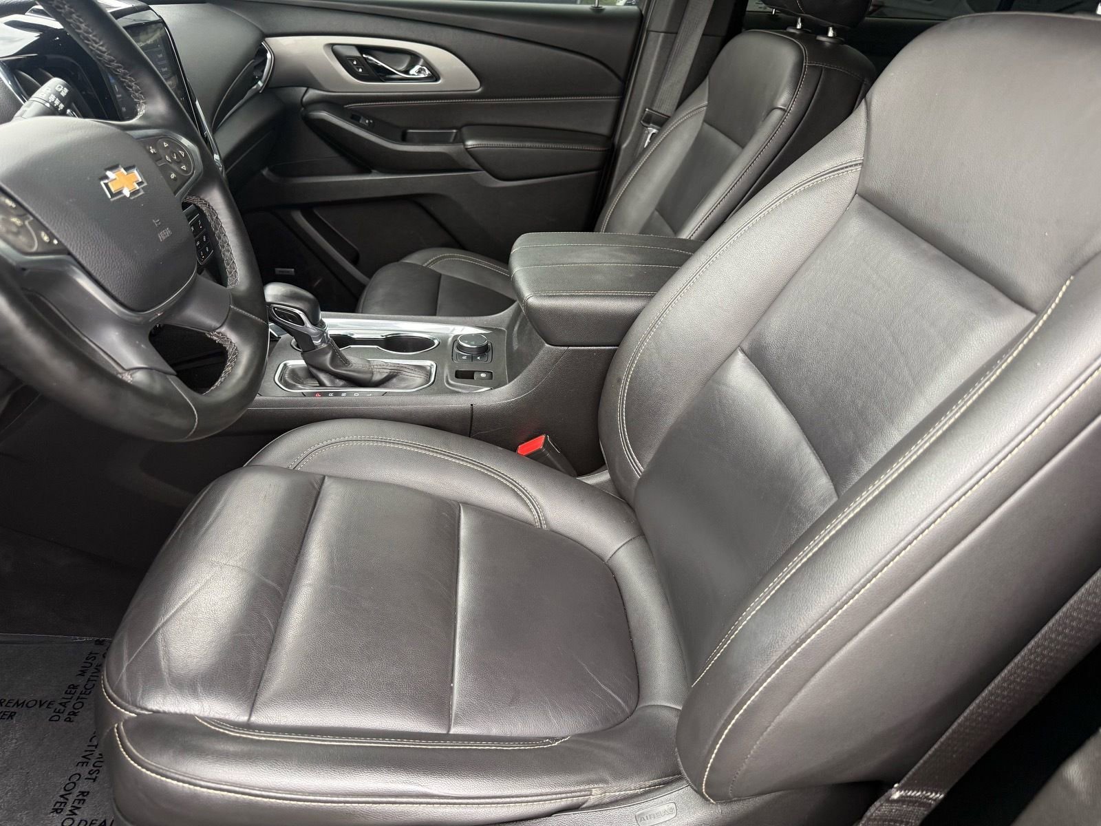 Used 2023 Chevrolet Traverse LT w/ LT Premium Package image 14