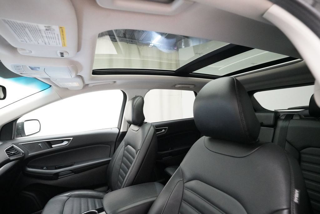 Used 2017 Ford Edge SEL w/ Equipment Group 201A AWD/4WD image 33