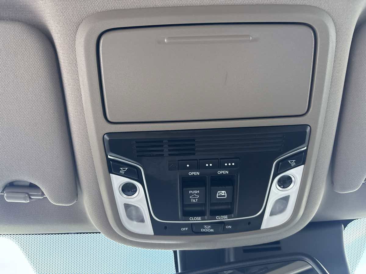 Used 2020 Honda Ridgeline RTL-E image 27