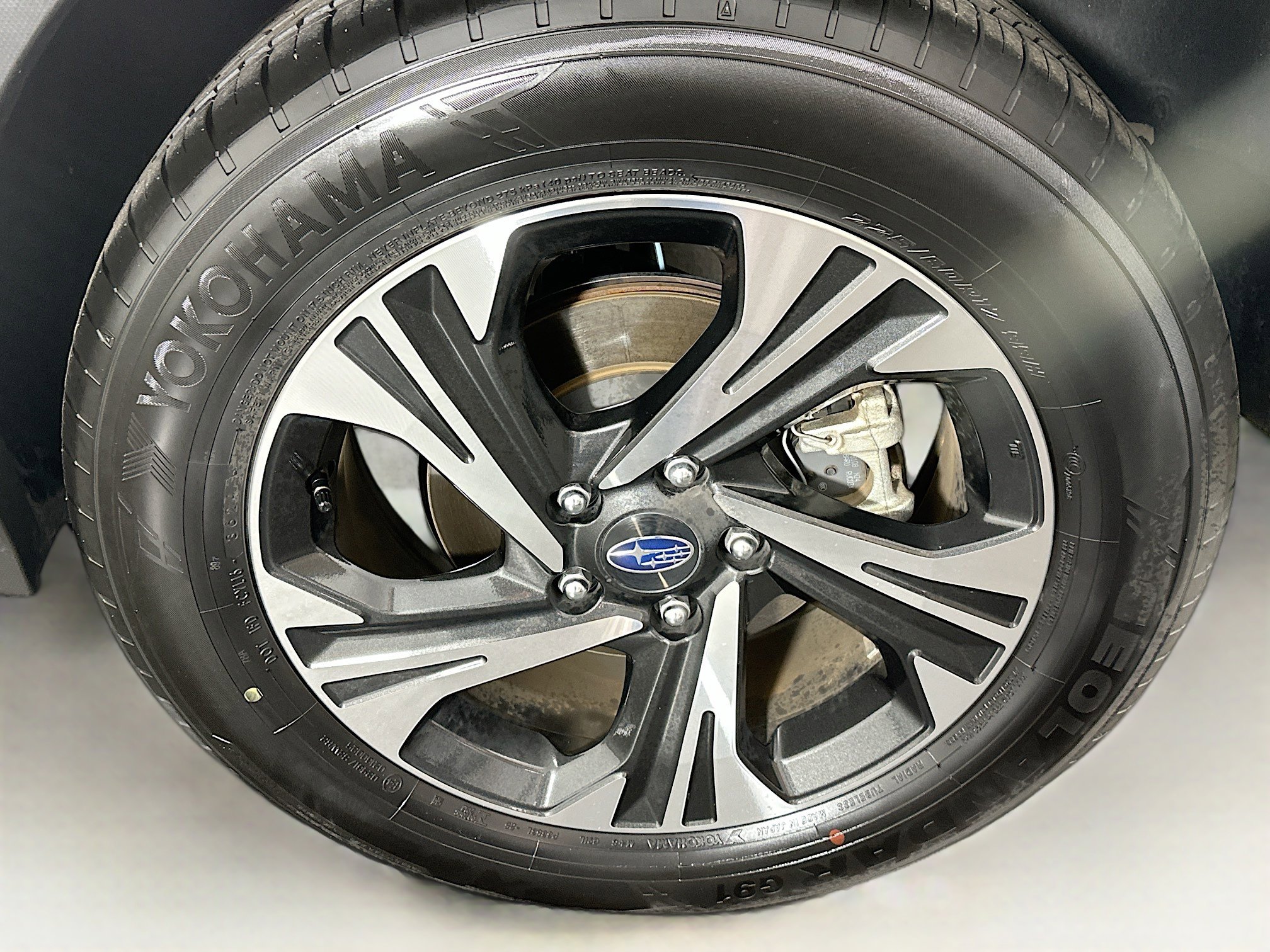 Used 2024 Subaru Crosstrek 2.0i Premium image 11