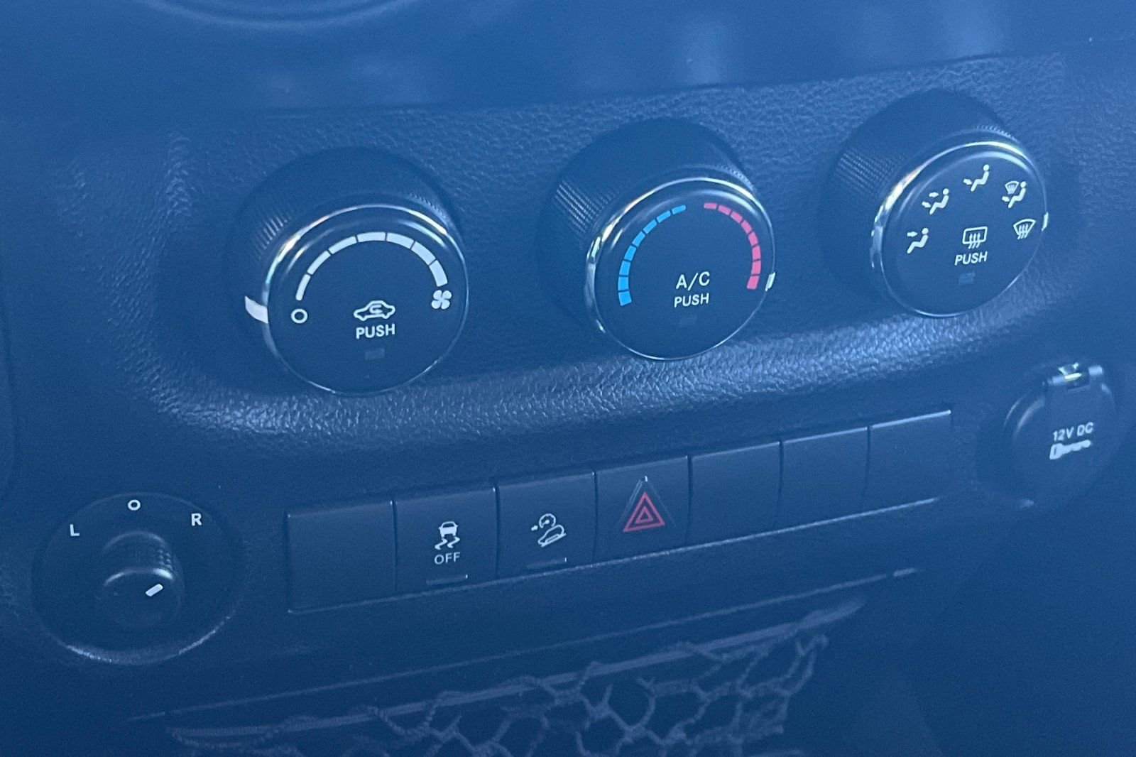 Used 2018 Jeep Wrangler Unlimited Sport S image 16