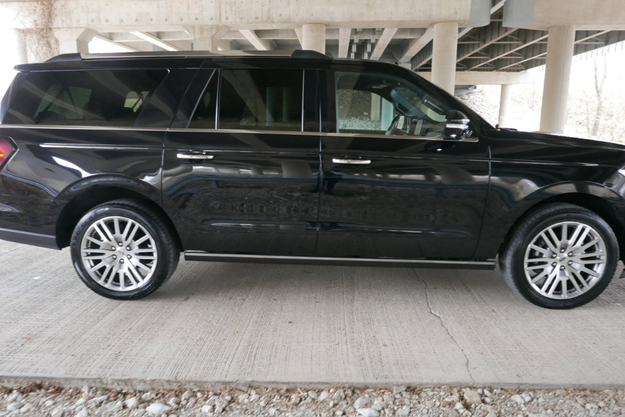 Used 2024 Ford Expedition Max Limited image 37