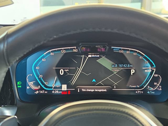 Used 2021 BMW 330e RWD image 12