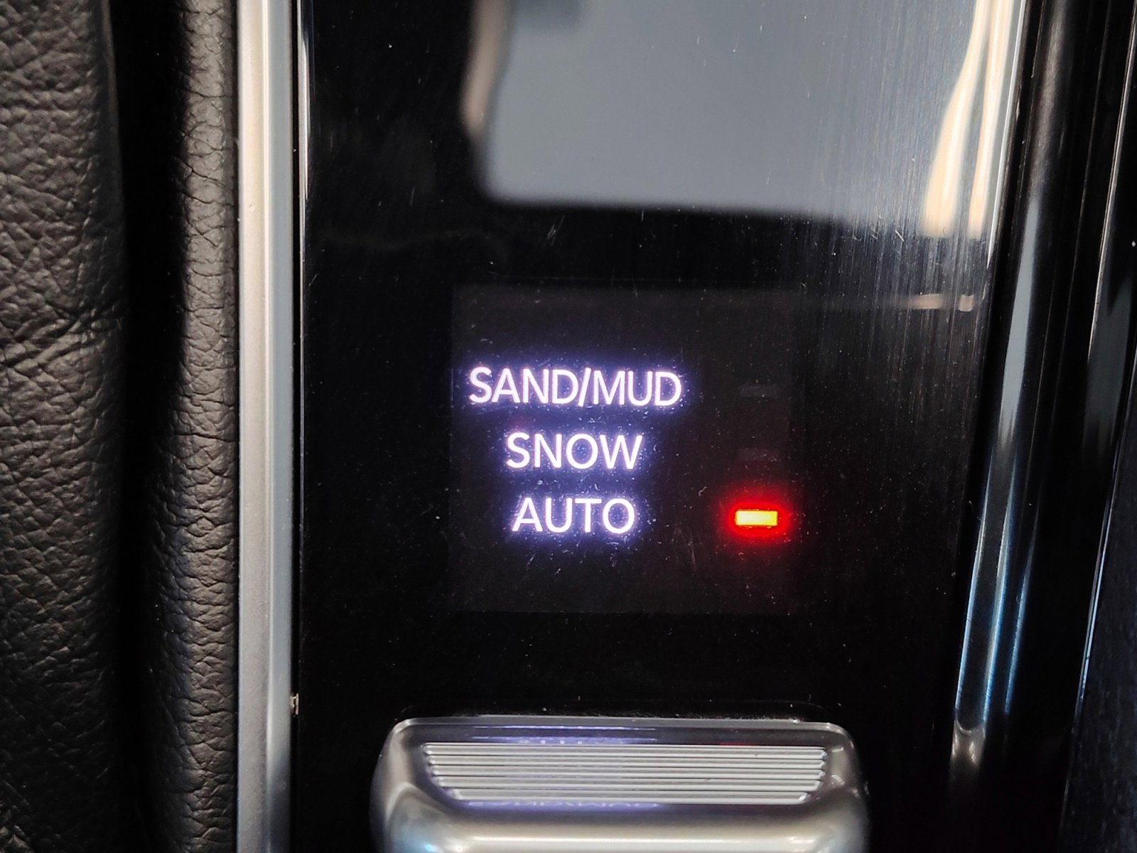 Used 2023 Jeep Compass Limited image 6