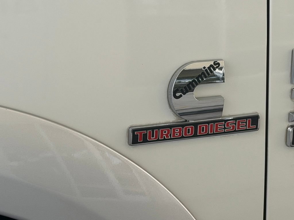 Used 2018 RAM 3500 Laramie RWD image 16