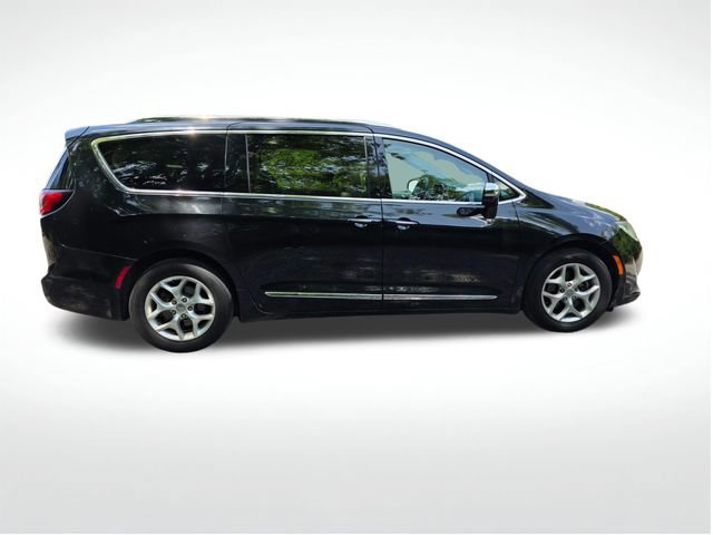 Used 2020 Chrysler Pacifica Limited FWD image 11