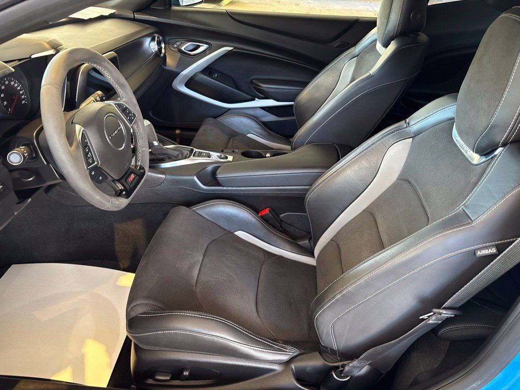 Certified 2022 Chevrolet Camaro SS RWD image 9