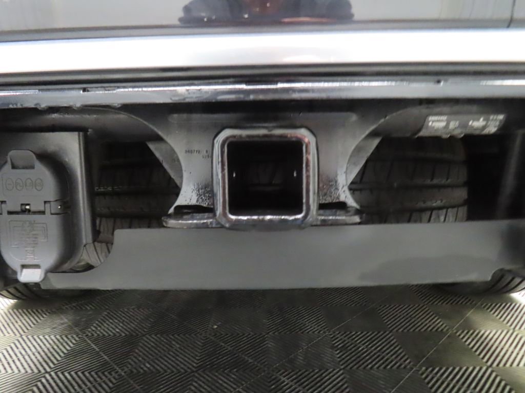 Used 2021 GMC Yukon Denali w/ Denali Premium Package image 47