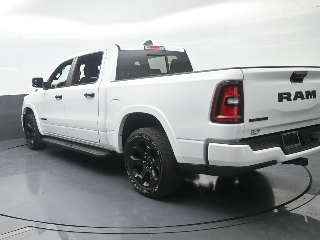 Used 2025 RAM 1500 Big Horn AWD/4WD image 4