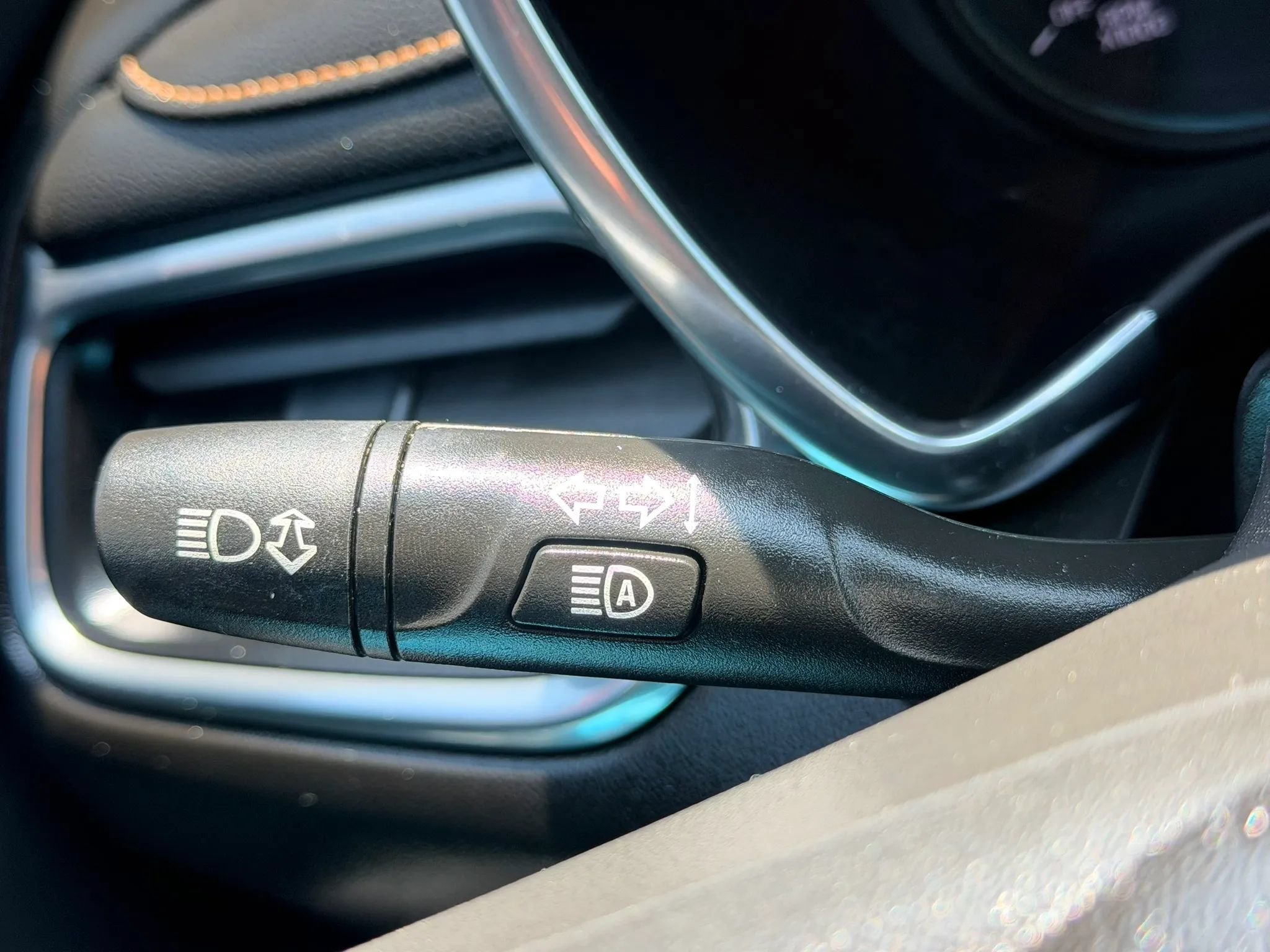 Used 2019 Chevrolet Equinox LT FWD image 13