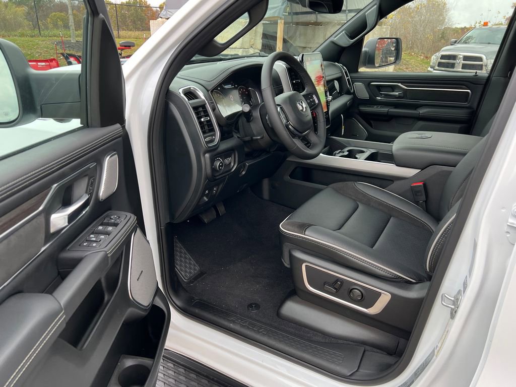 New 2026 RAM 1500 Laramie w/ Night Edition image 15