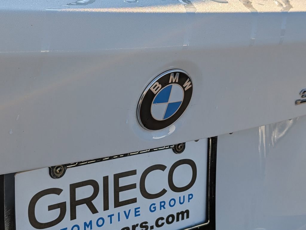 Used 2018 BMW 320i Sedan image 15