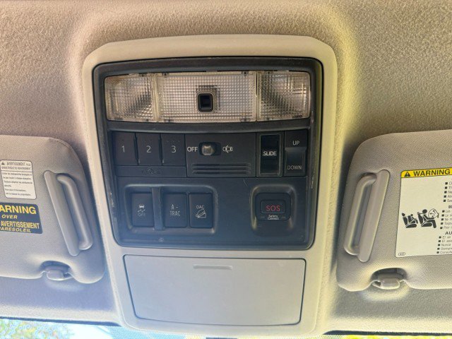 Used 2014 Toyota 4Runner Limited image 27