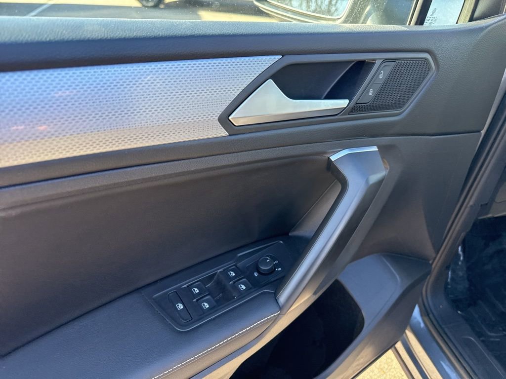 Used 2022 Volkswagen Tiguan S image 18