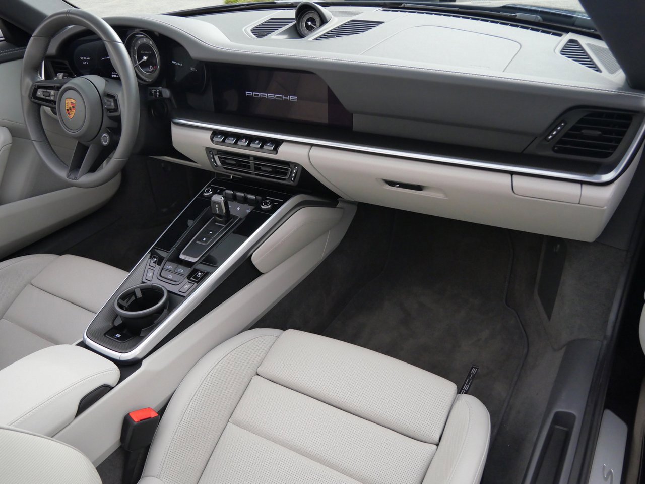 Used 2022 Porsche 911 Turbo S image 24