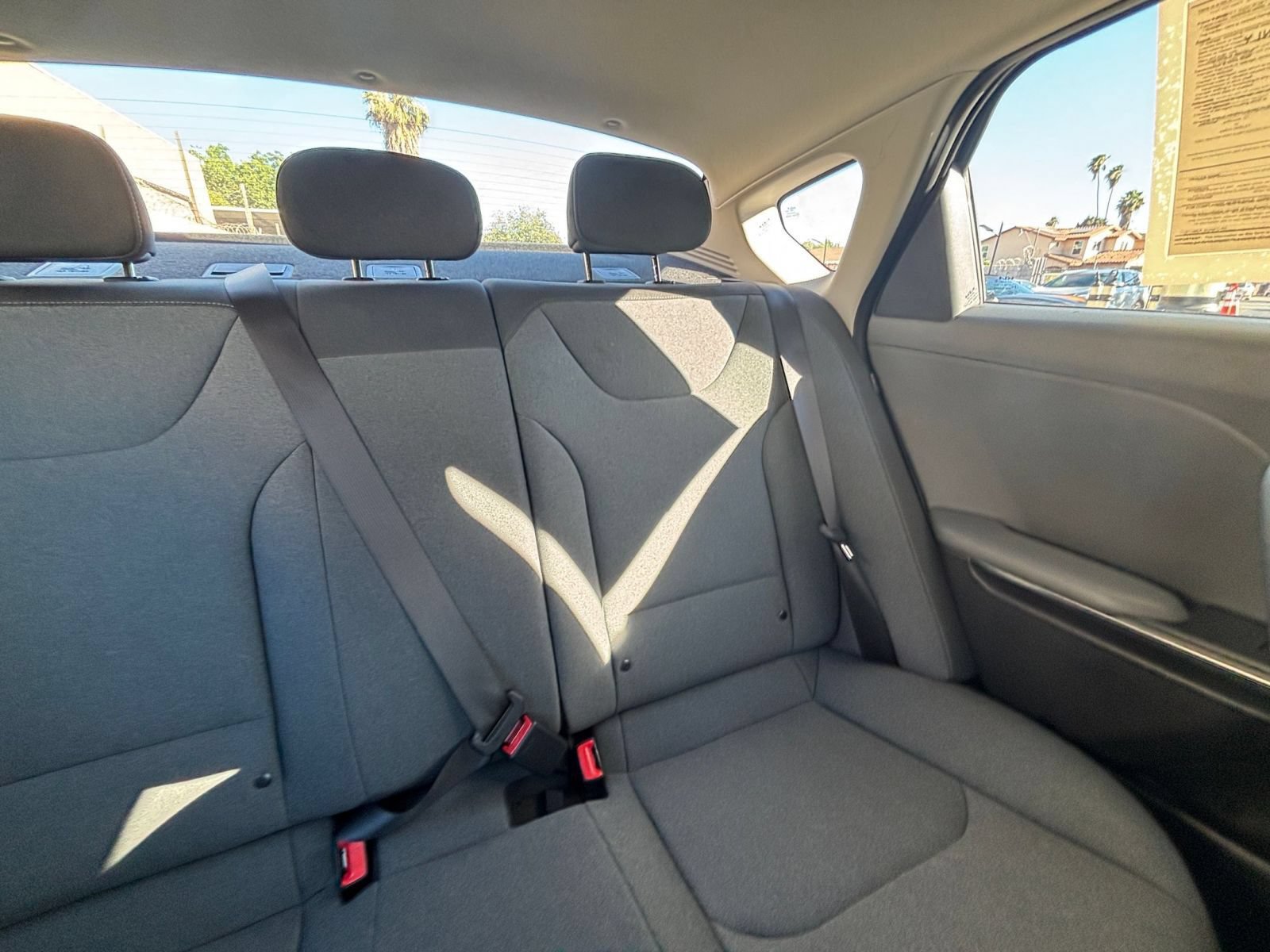 Used 2025 Kia K4 FWD image 37