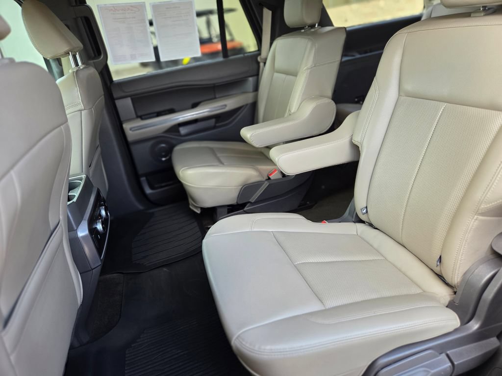 Used 2021 Ford Expedition XLT RWD image 17
