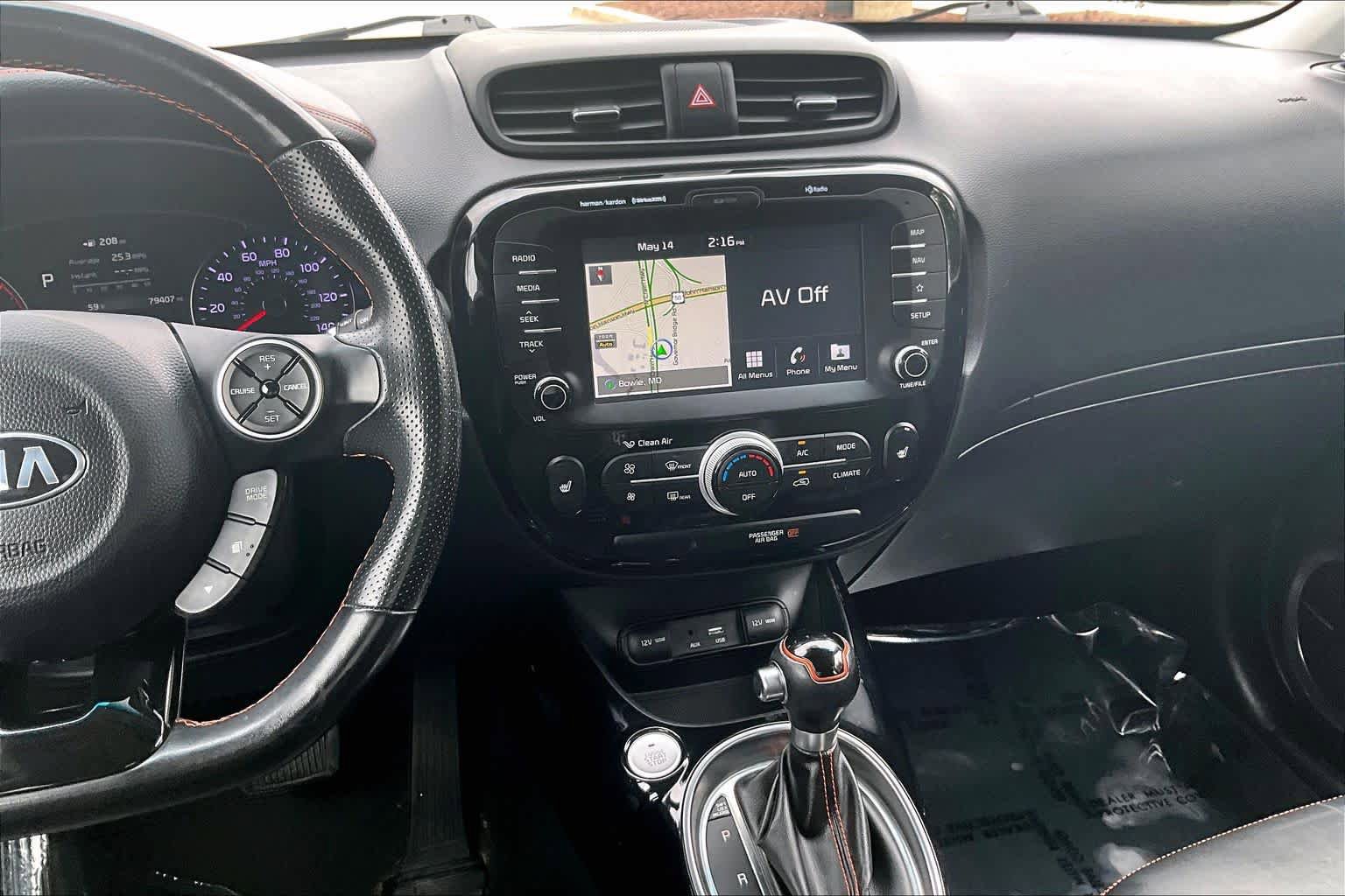 Used 2018 Kia Soul ! w/ Tech Package FWD image 7