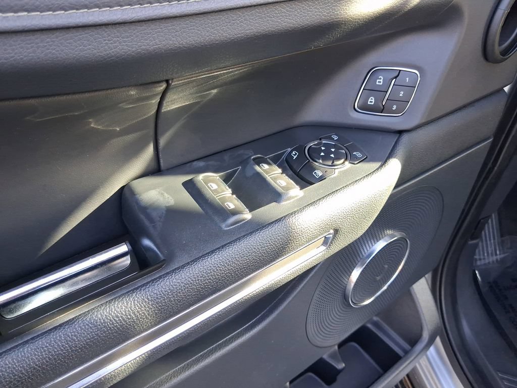 Used 2022 Ford Expedition XLT RWD image 14