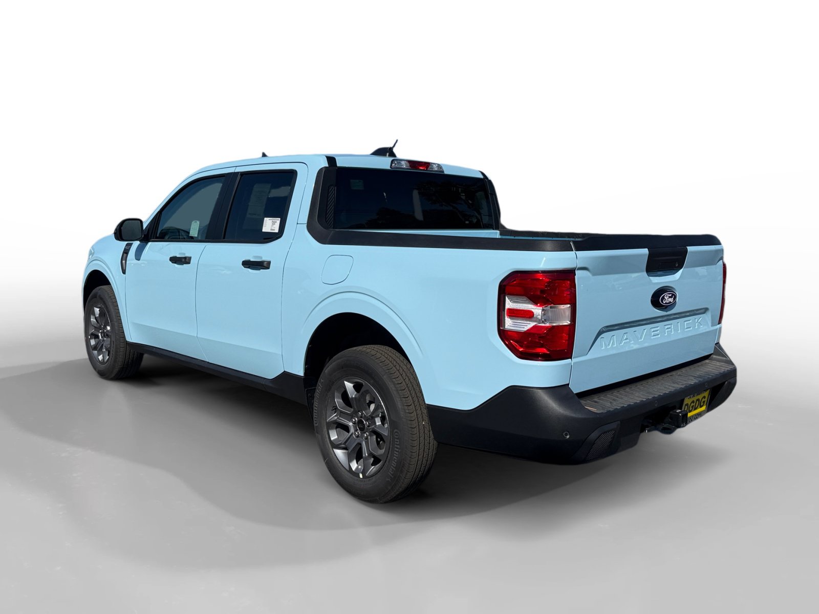 New 2026 Ford Maverick XLT w/ XLT Luxury Package FWD image 3