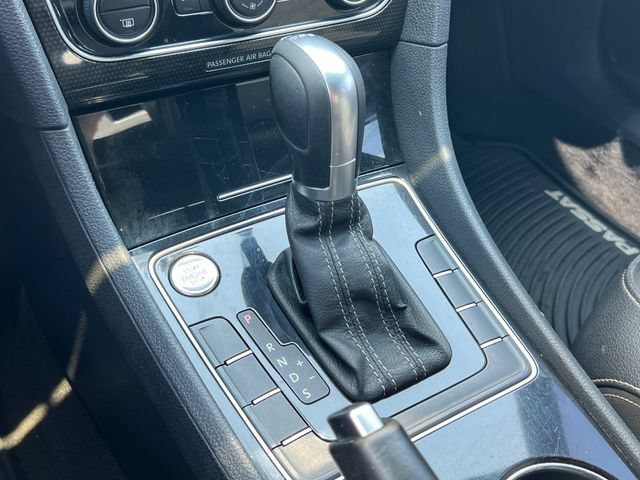 Used 2018 Volkswagen Passat 3.6 FWD image 26