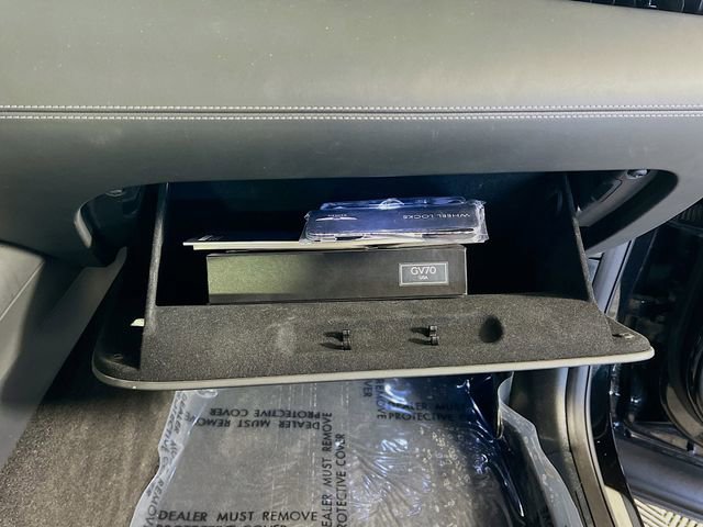 Used 2024 Genesis GV70 2.5T w/ Sport Prestige Package image 31