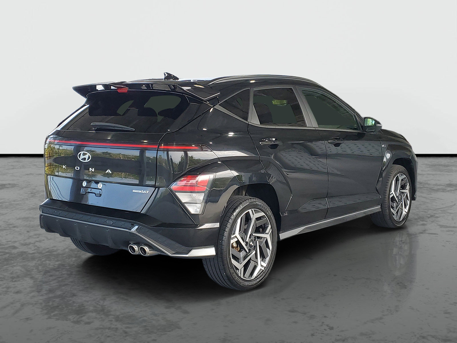 Used 2024 Hyundai Kona N Line AWD/4WD image 2