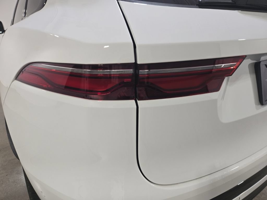 New 2026 Jaguar F-PACE R-Dynamic S AWD/4WD image 23