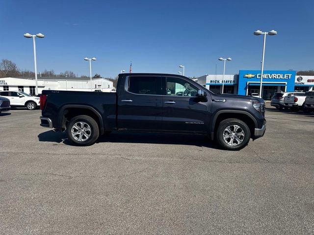 Certified 2025 GMC Sierra 1500 SLT image 3