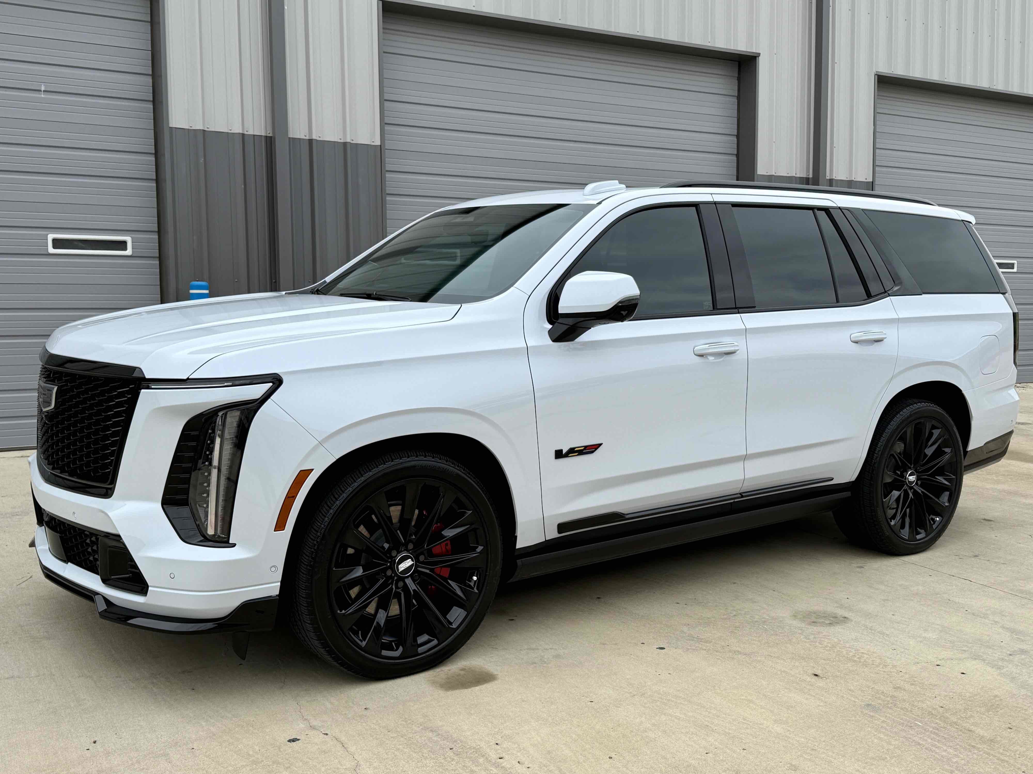 Used 2026 Cadillac Escalade V w/ LPO, ONYX Package AWD/4WD image 73