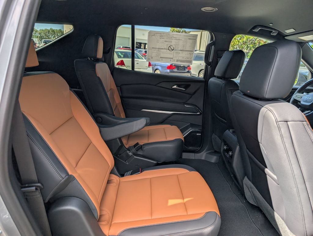 New 2027 Chevrolet Traverse Z71 w/ Enhanced Driving Package AWD/4WD image 18