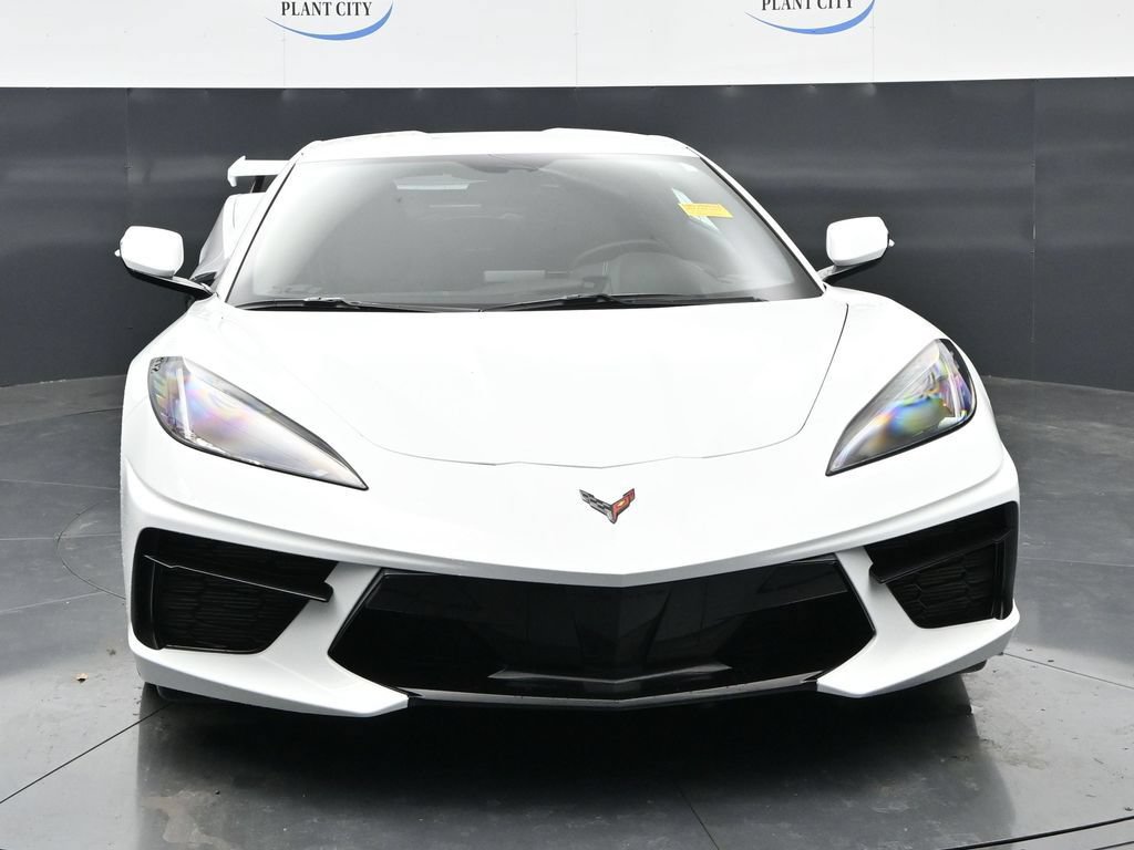 Used 2020 Chevrolet Corvette Stingray Coupe w/ 1LT RWD image 2