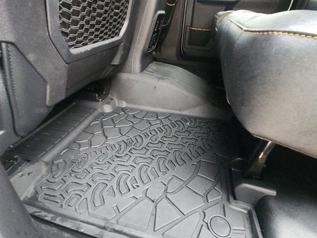 Used 2024 Ford Bronco Badlands image 19