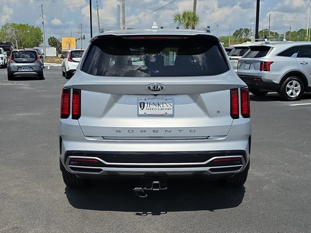 Used 2021 Kia Sorento S image 8