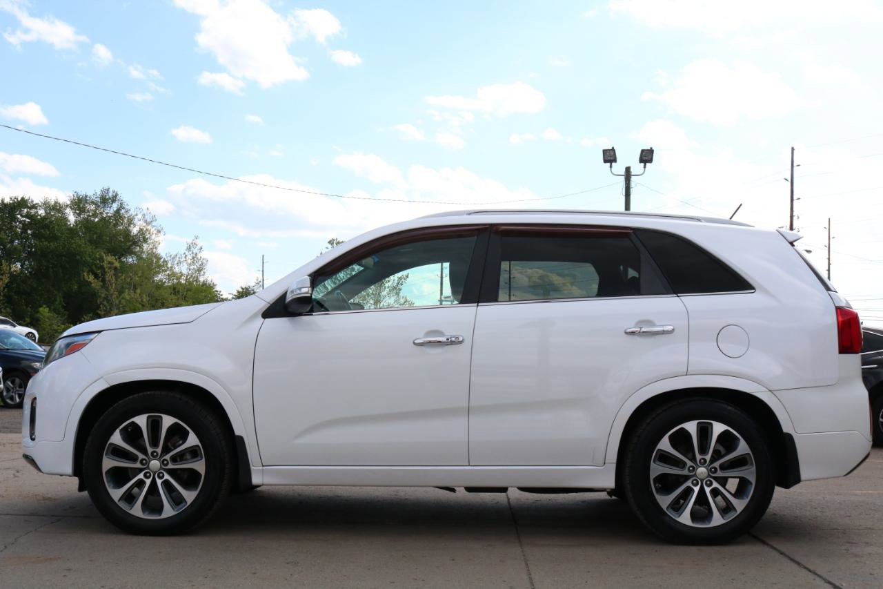 Used 2014 Kia Sorento SX w/ 3rd Row Package FWD image 16
